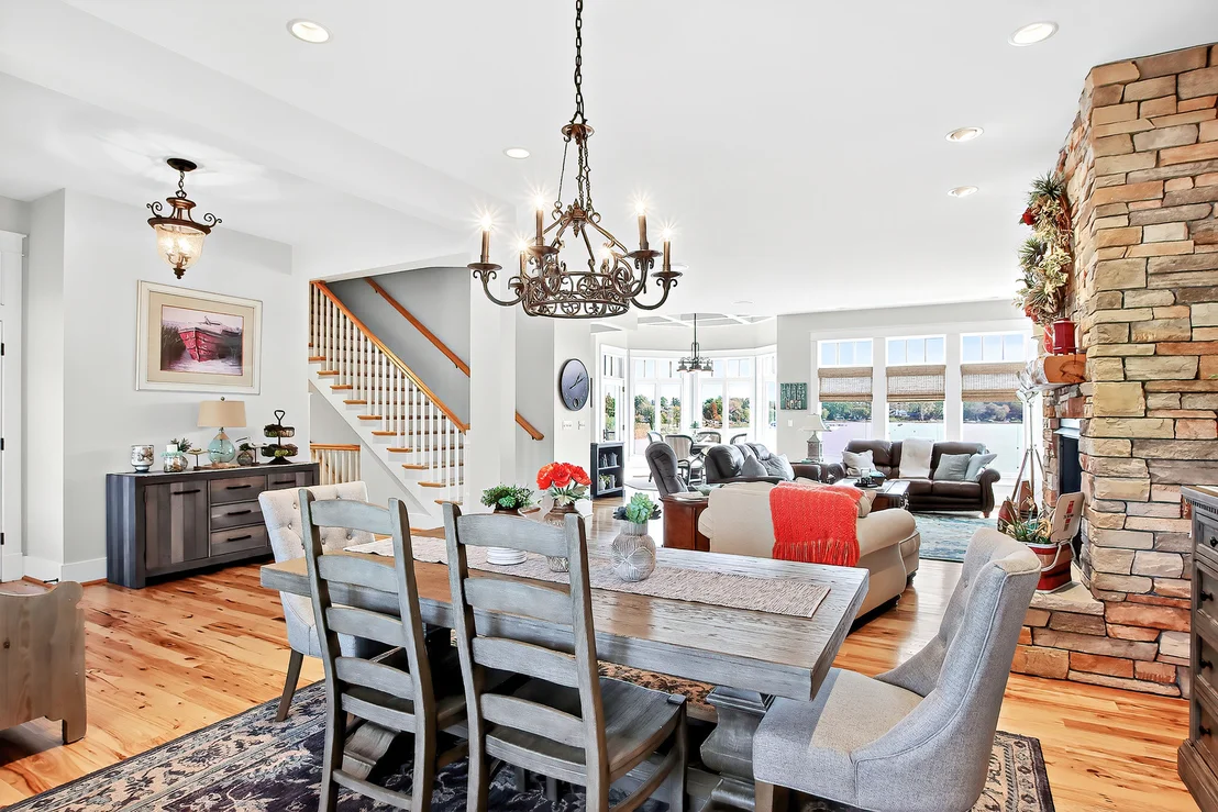 Photo of 820 Peninsula Drive
