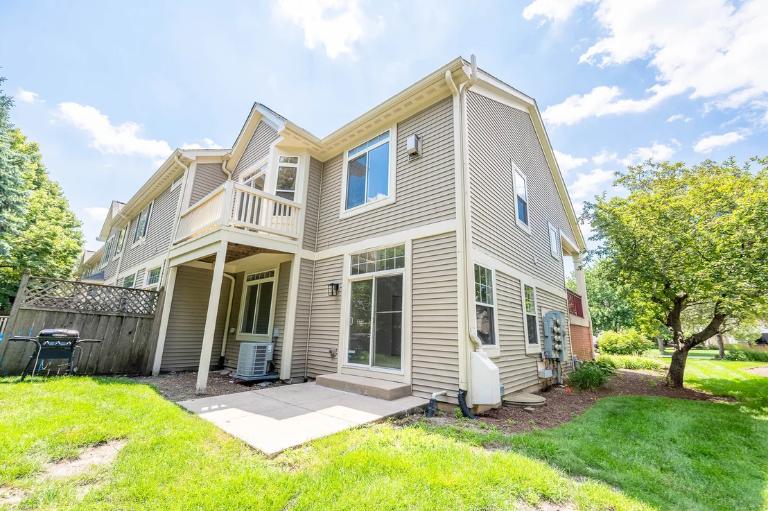 Photo of 3325 Rosecroft Lane