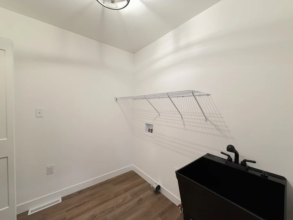 Photo of 455 Edgebrook Drive