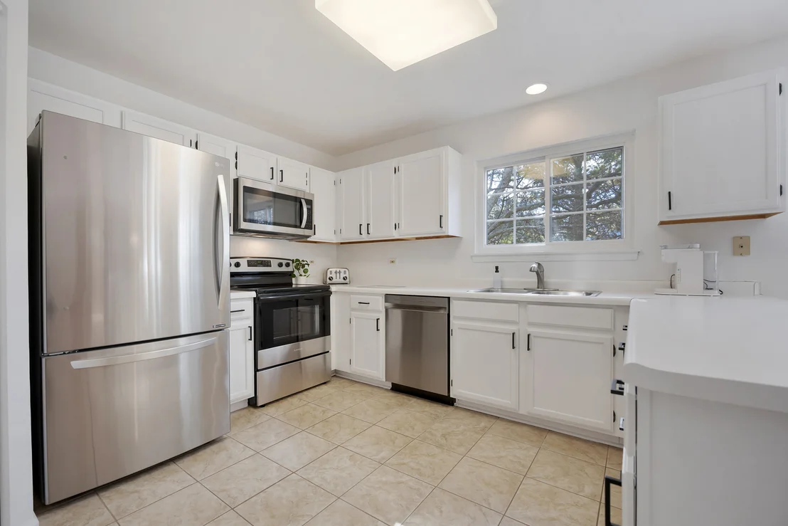 Photo of 6151 Golfview Drive