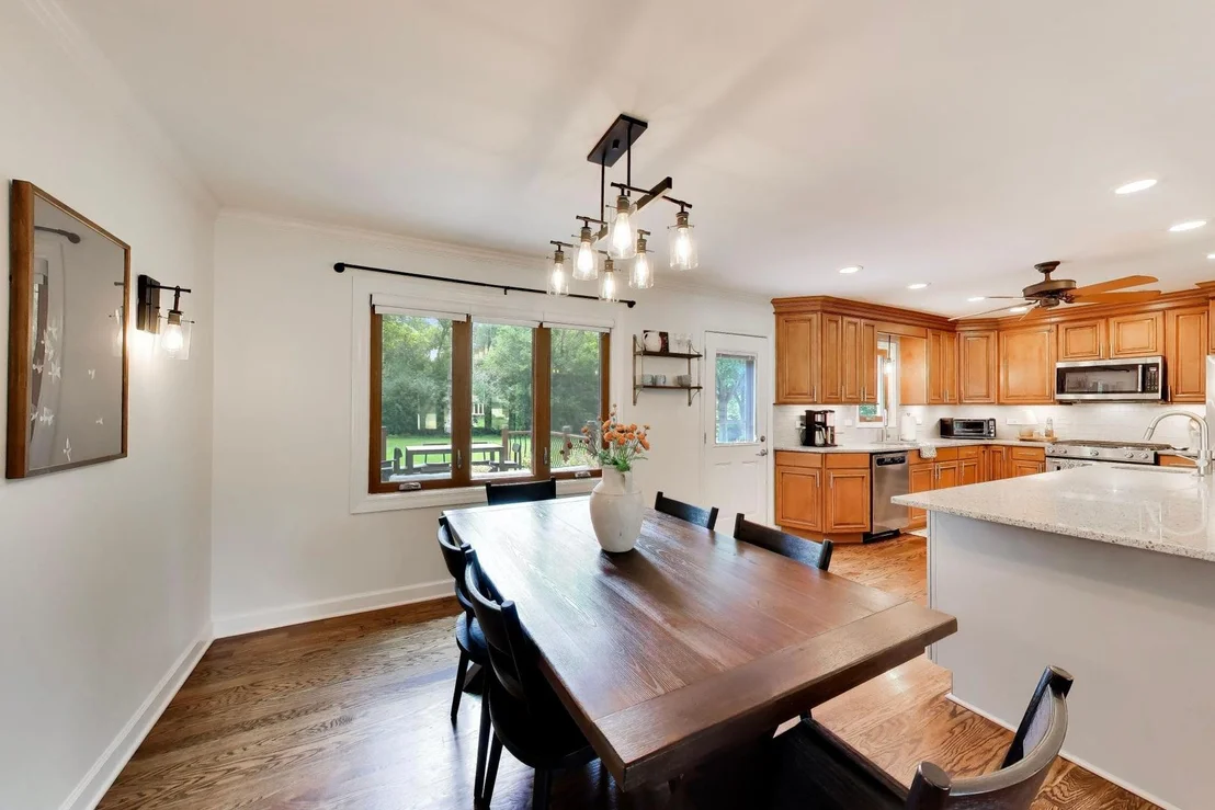 Photo of 2147 Green Valley Road