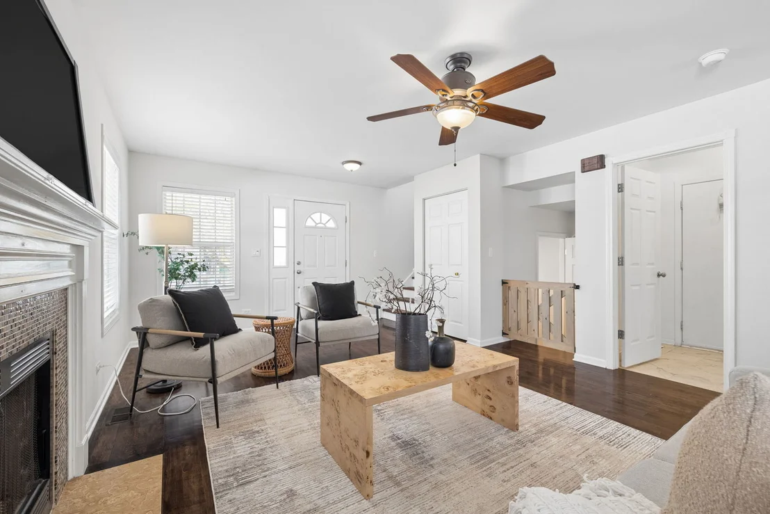 Photo of 4320 Bronk Corner