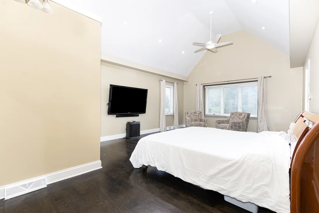 Photo of 4072 Broadmoor Circle