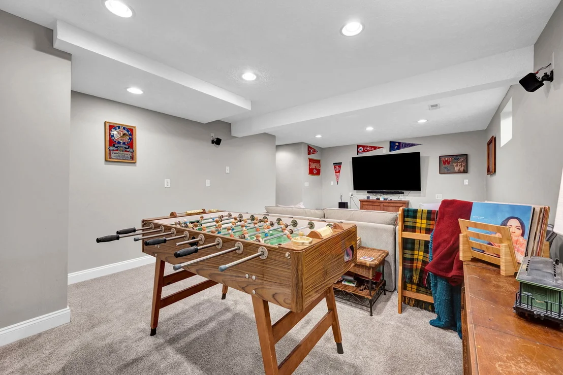 Photo of 2106 Foxtail Road