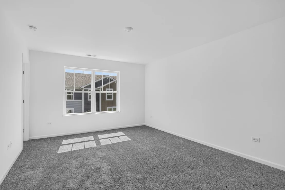 Photo of 521 Red Oak Circle