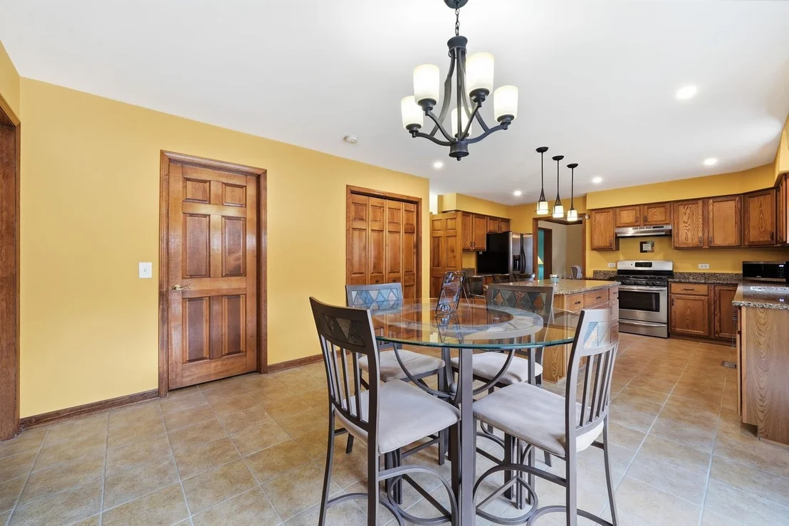Photo of 567 Warbler Drive
