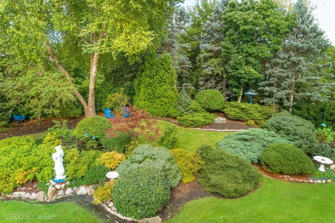 Photo of 22256 Cambridge Drive