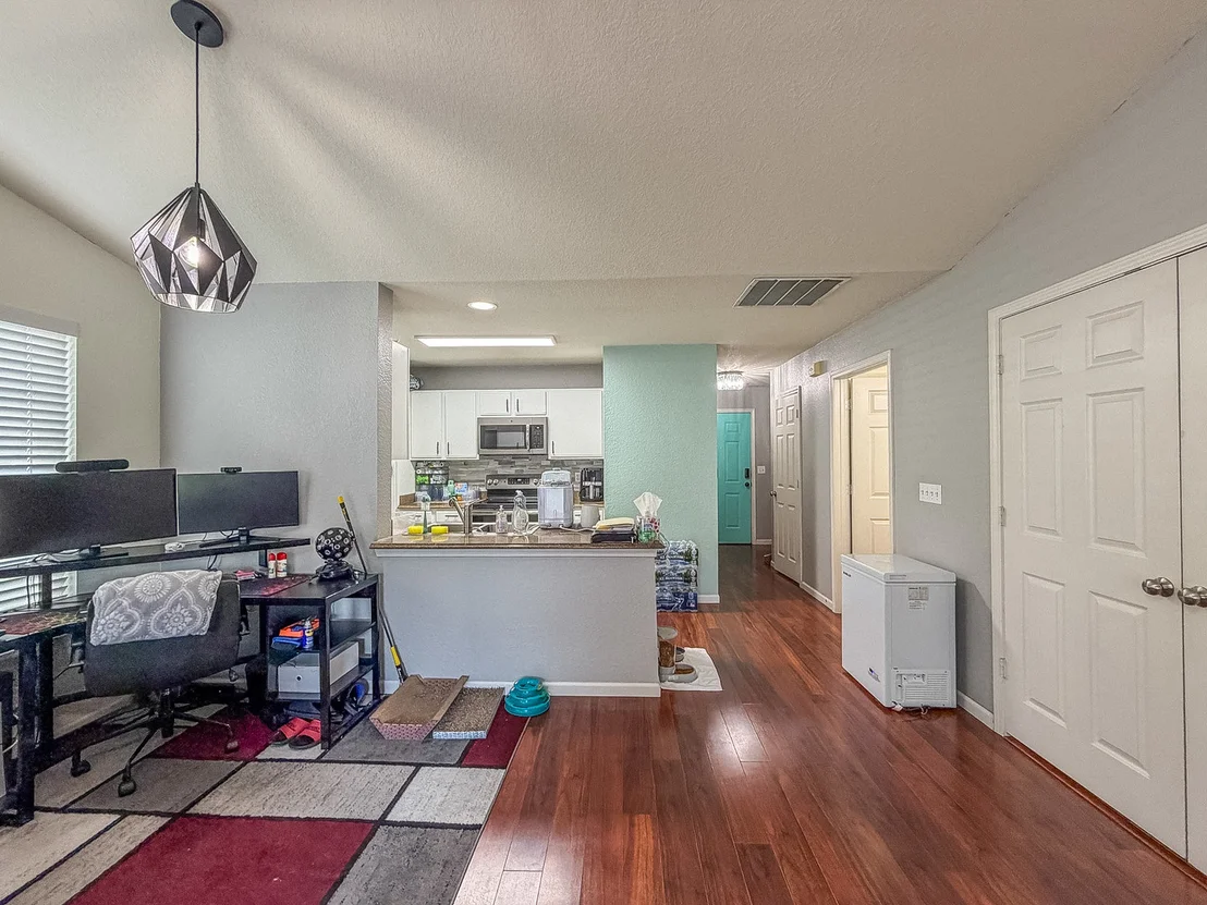 Photo of 711 Newton Drive
