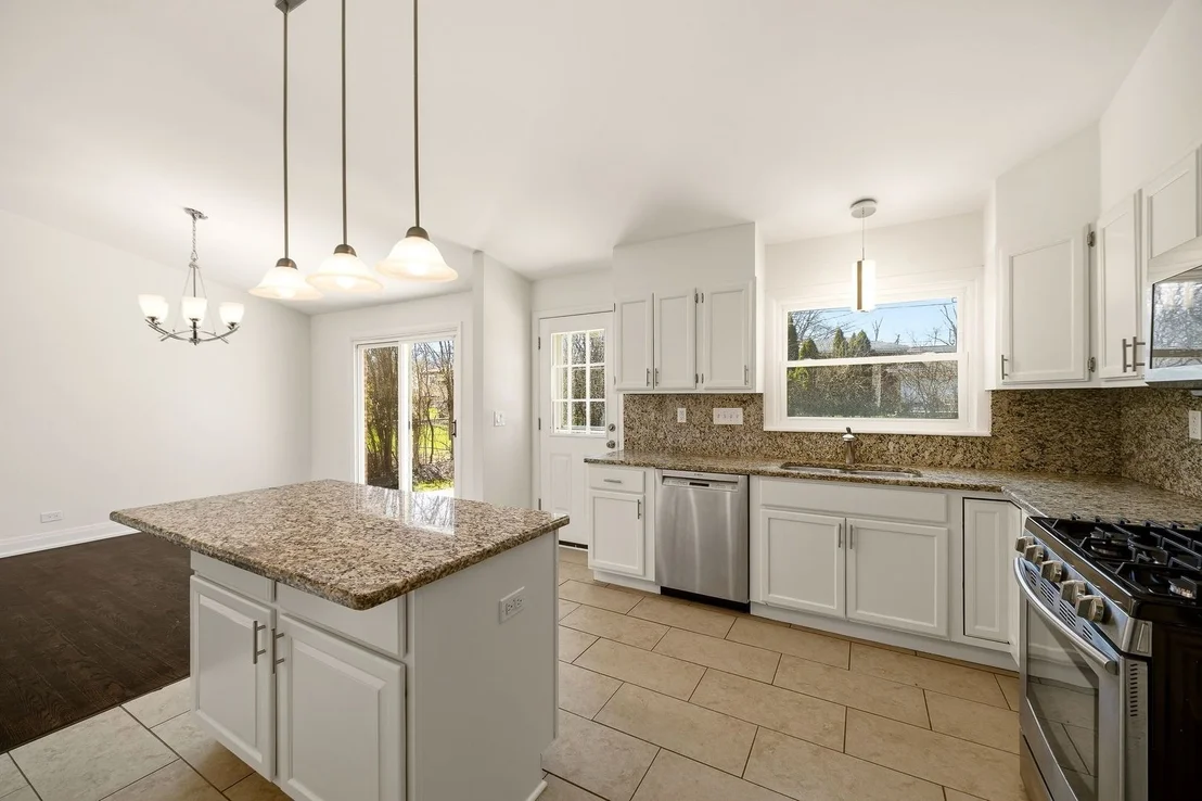 Photo of 215 HIBBARD Road