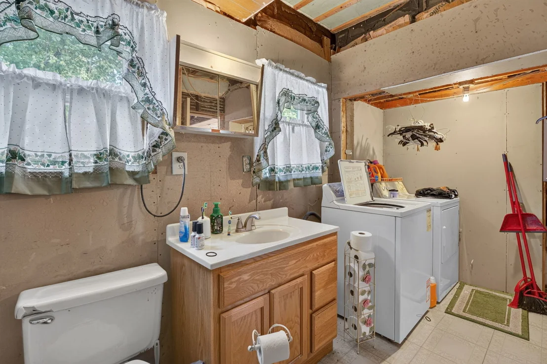 Photo of 406 W 3rd Street