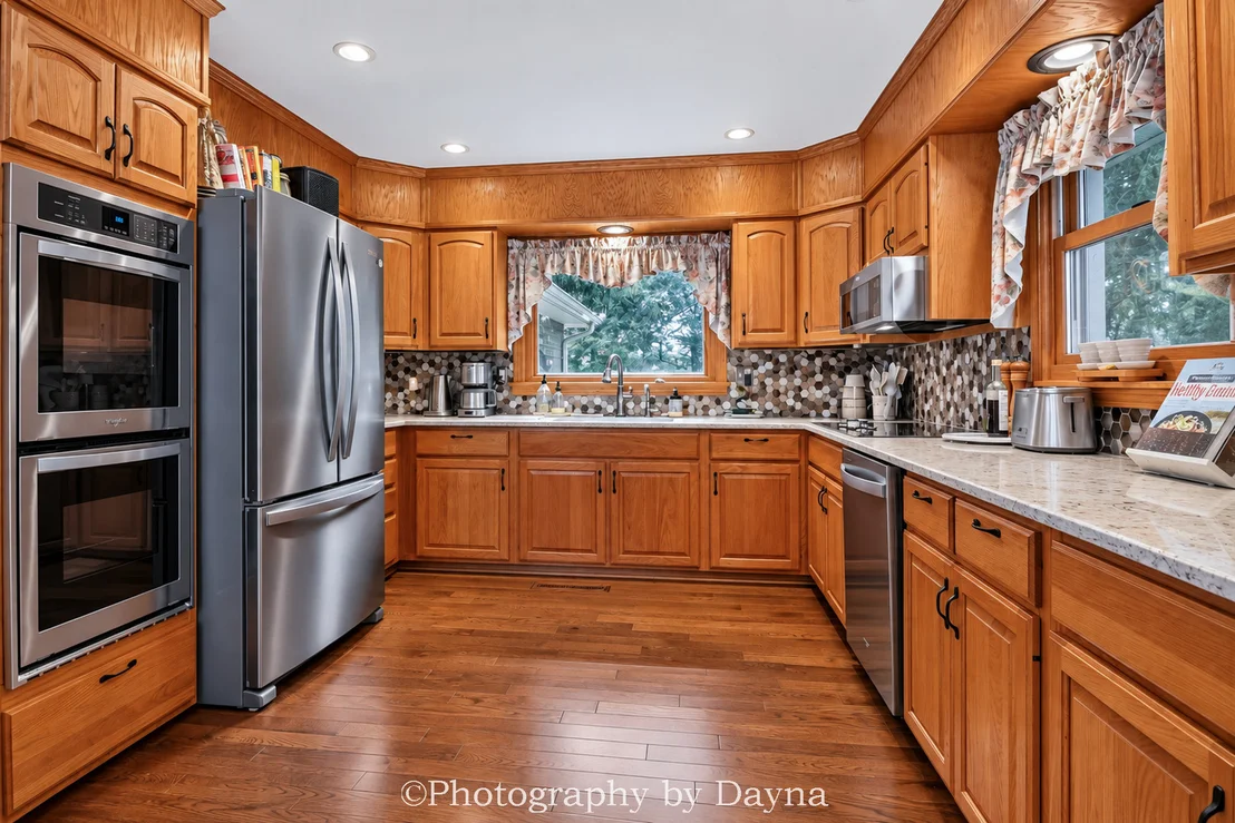 Photo of 2833 River Road