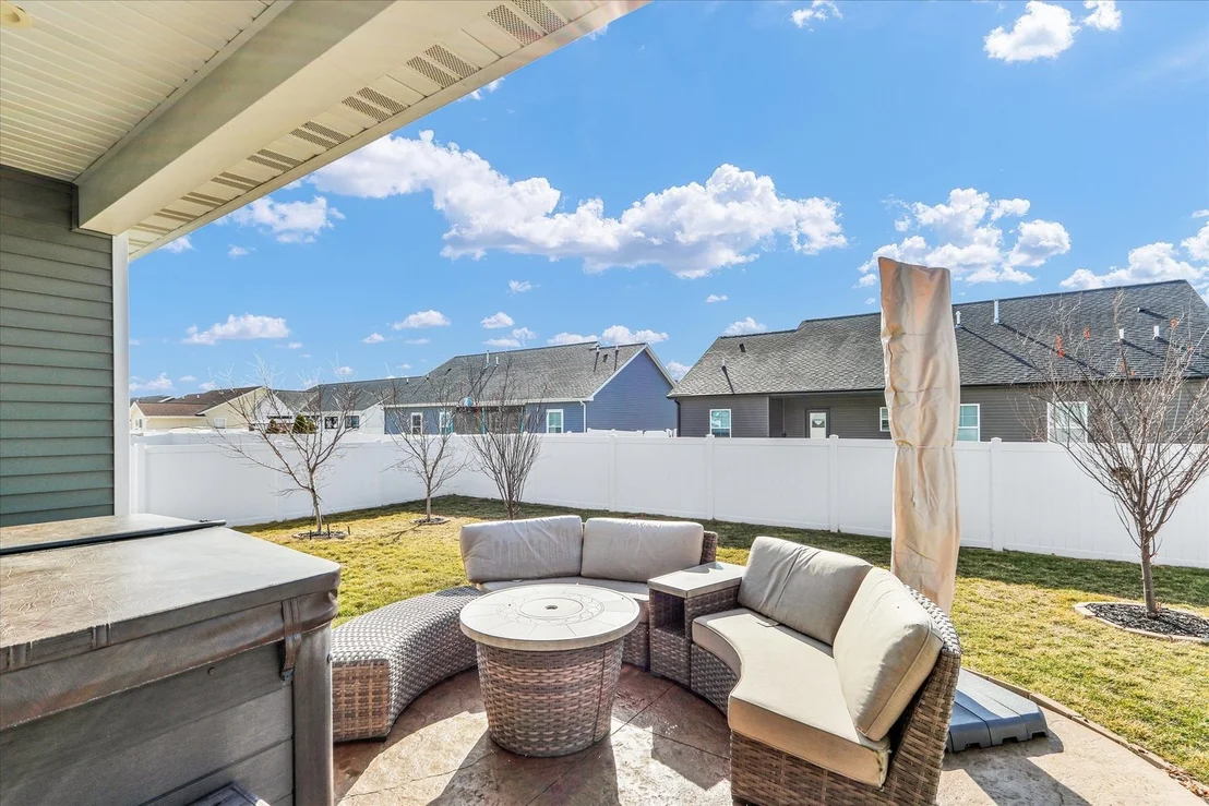 Photo of 1611 E Vernon Drive