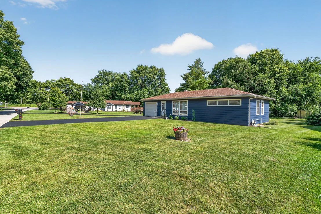 Photo of 24653 W Junior Avenue