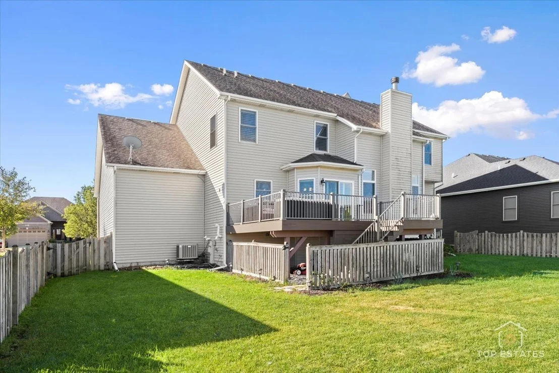 Photo of 385 Andover Drive
