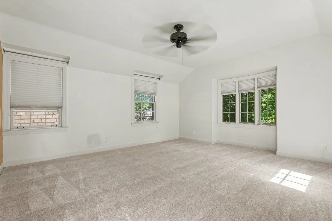 Photo of 319 Timberline Drive