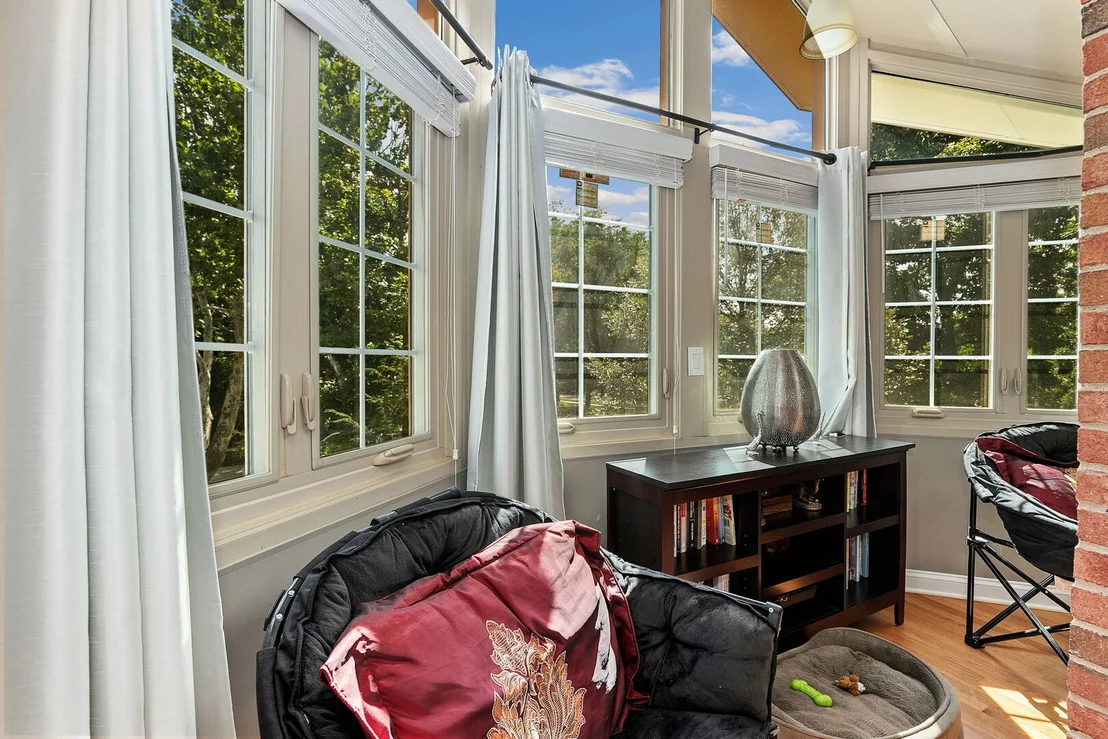 Photo of 1008 Meadow Road