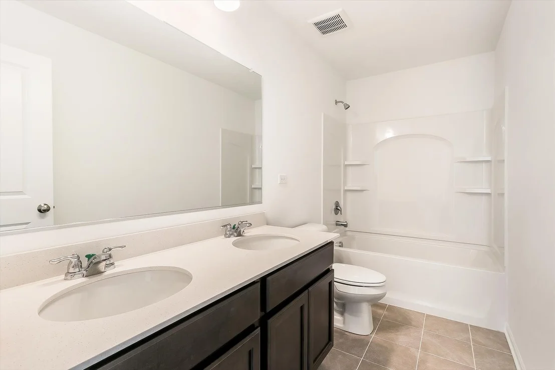 Photo of 1220 Stonegate Drive