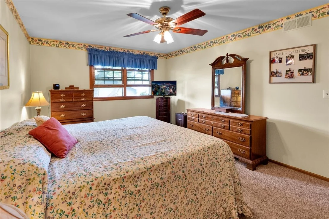 Photo of 214 Deerpath Drive