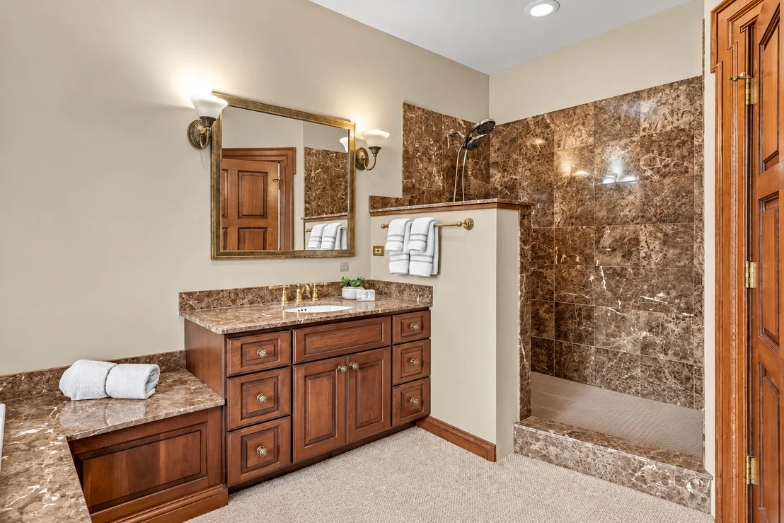 Photo of 5N719 Castle Drive