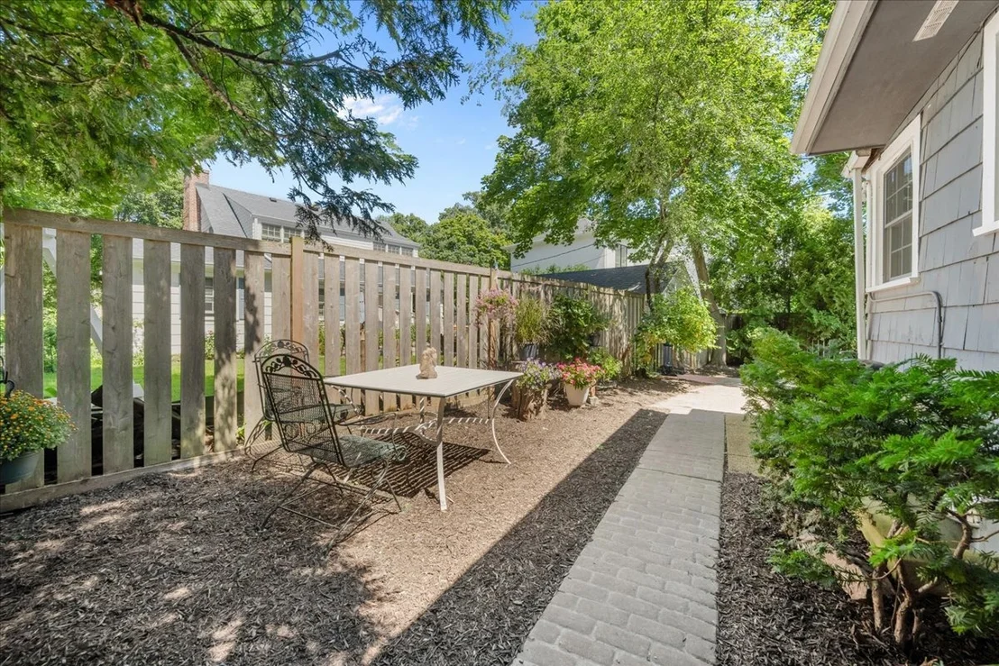 Photo of 262 Maple Hill Road