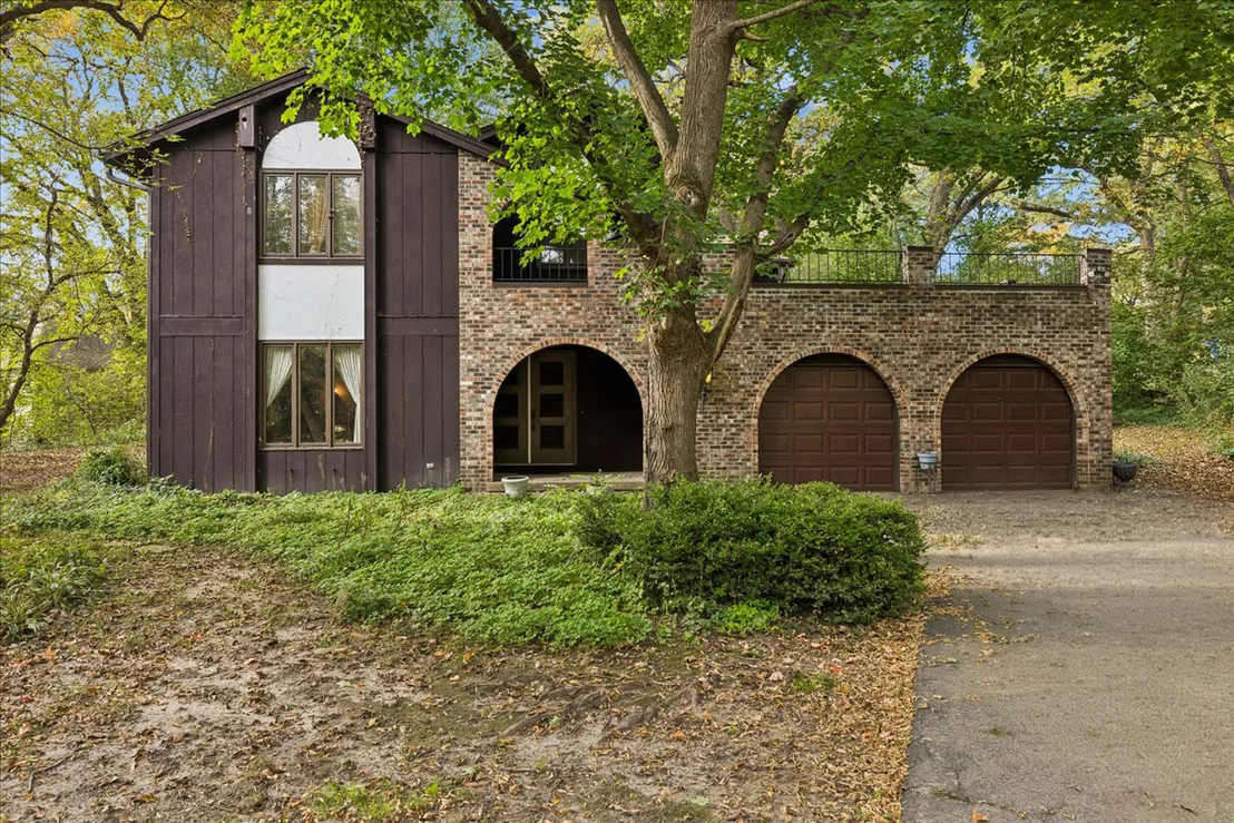 Photo of 13N200 Wedgewood Drive