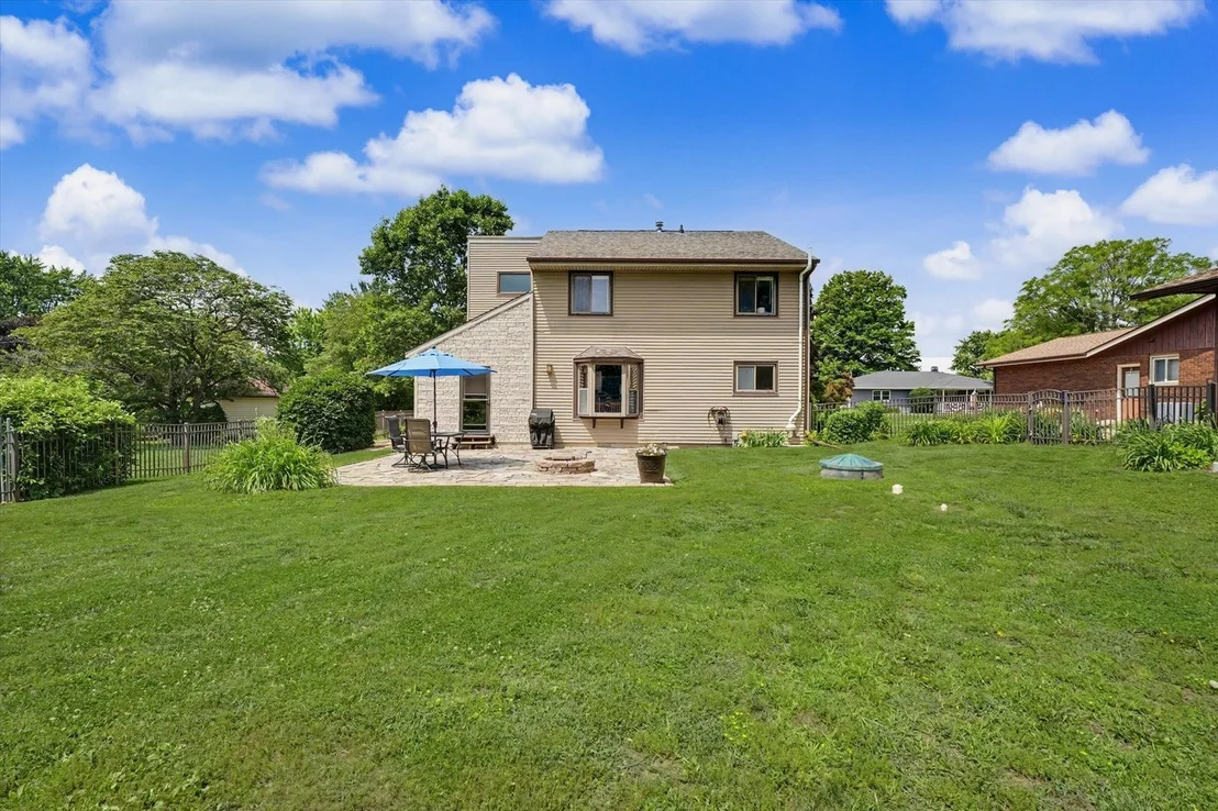Photo of 1 James Court
