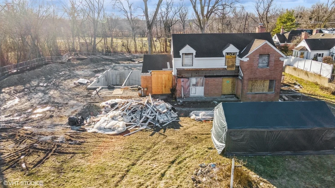 Photo of 535 Fairway Lane