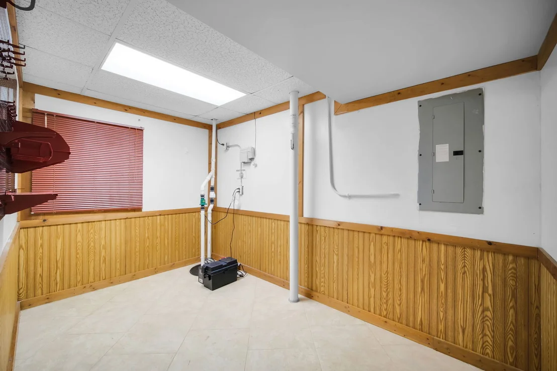 Photo of 115 ABBEYWOOD Circle