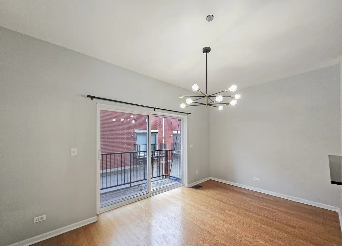Photo of 2415 W 32nd Place