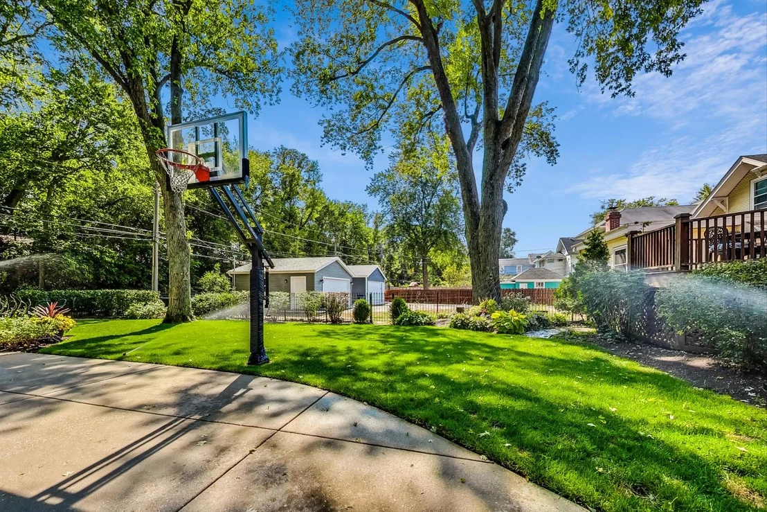 Photo of 539 Forest Avenue