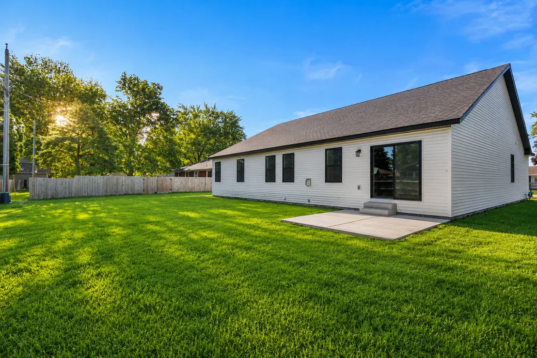 Photo of 202 W Evergreen Drive