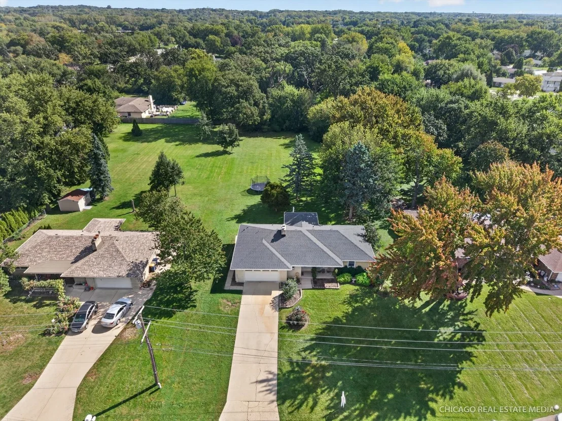 Photo of 465 N Shady Oaks Drive