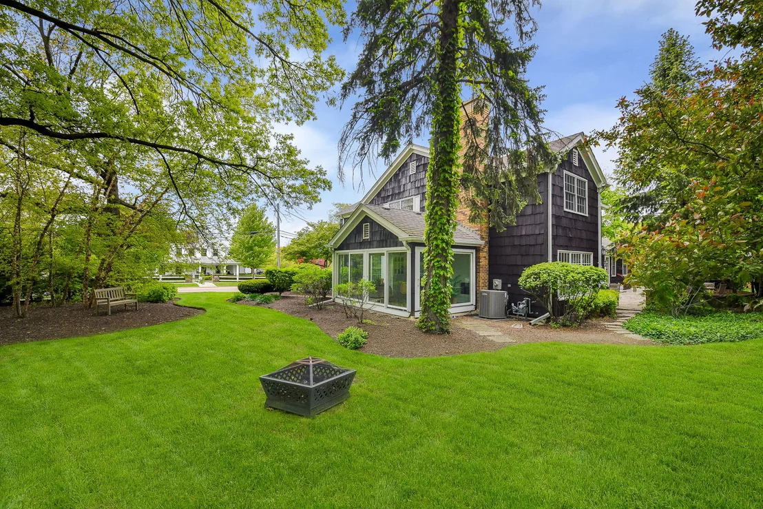 Photo of 707 Gary Court
