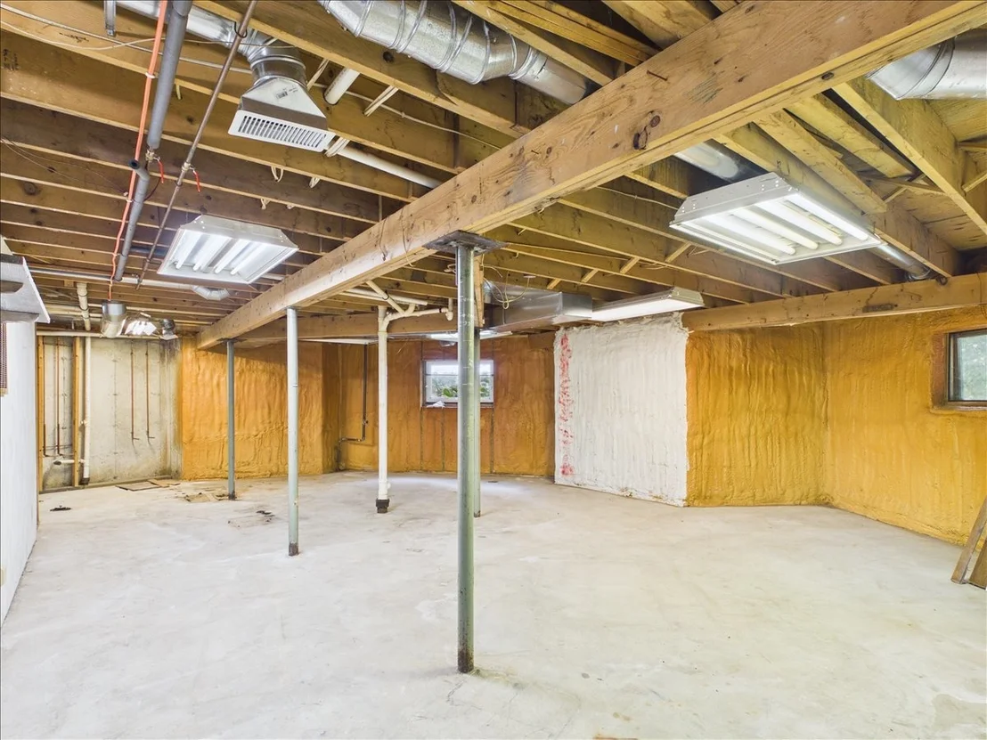Photo of 1636 Larchmont Road