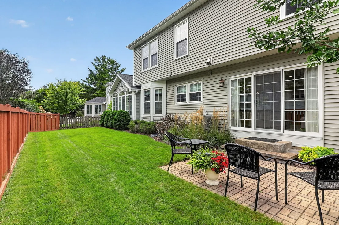 Photo of 0N651 Alta Lane