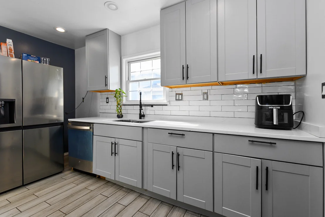 Photo of 3359 Ann Street