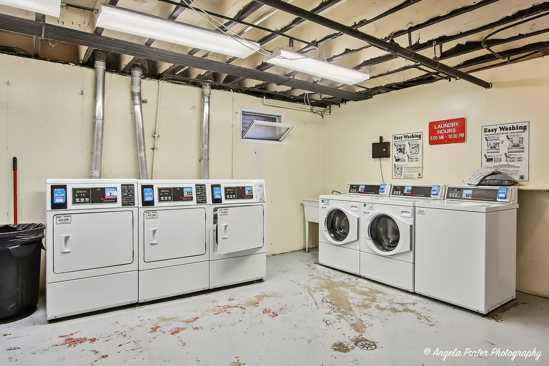 Photo of Unit 3 at 2504 Algonquin Road