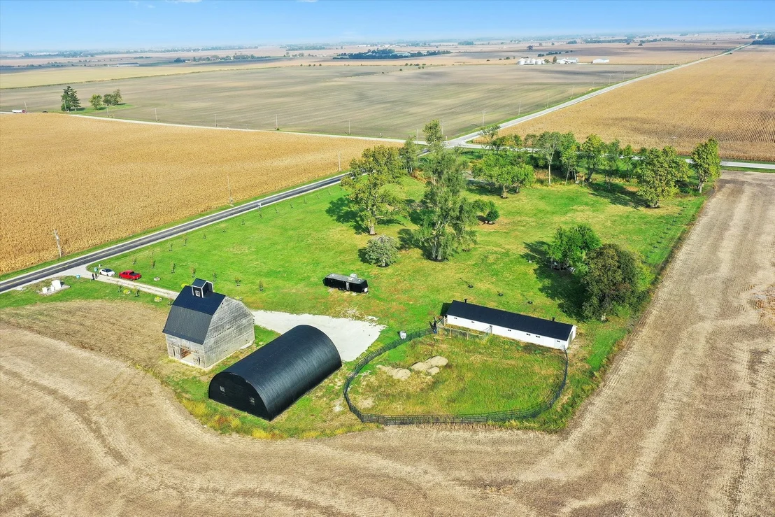 Photo of 8871 N 5000e Rd Road