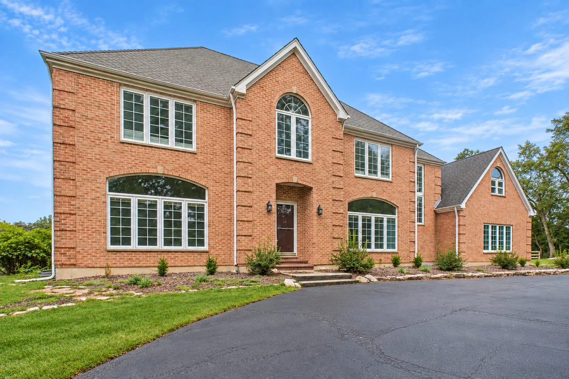 Photo of 122 Deepwood Road