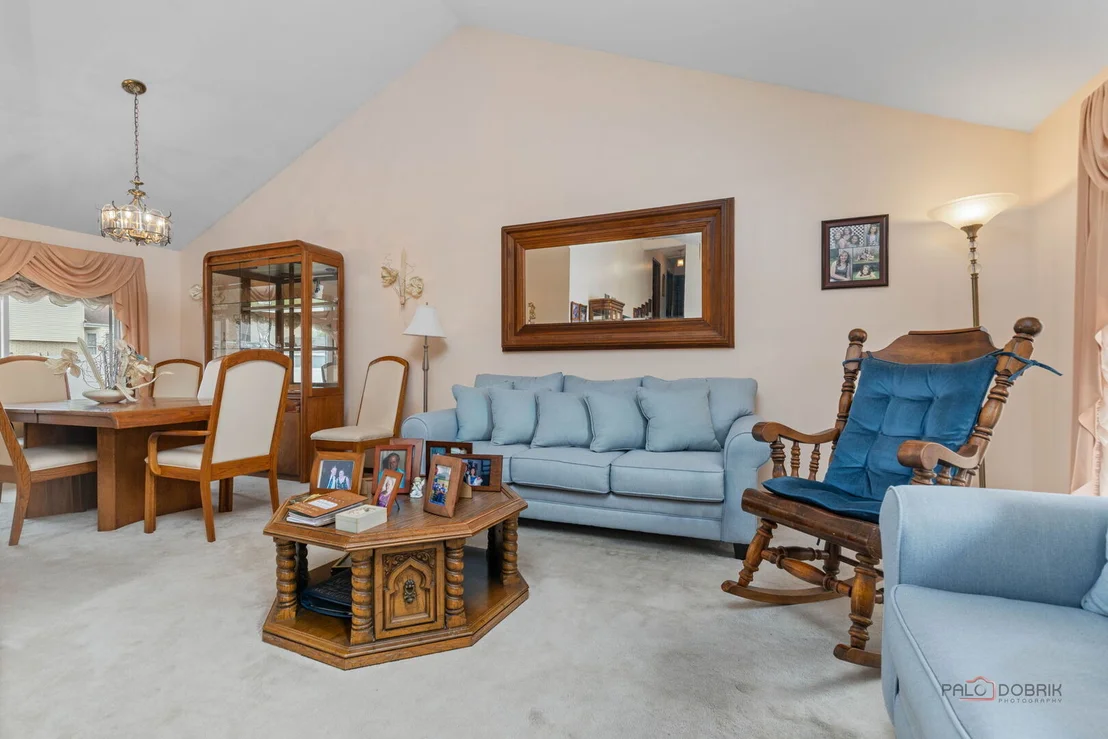Photo of 1124 N Anvil Court