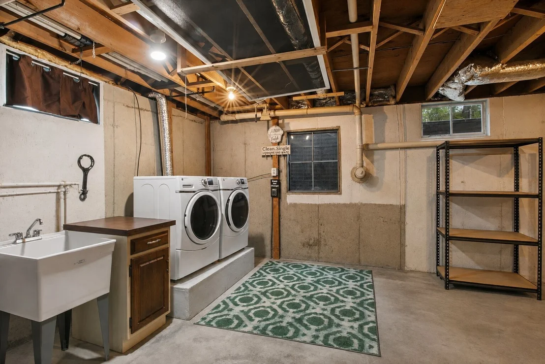 Photo of 1225 Winaki Trail