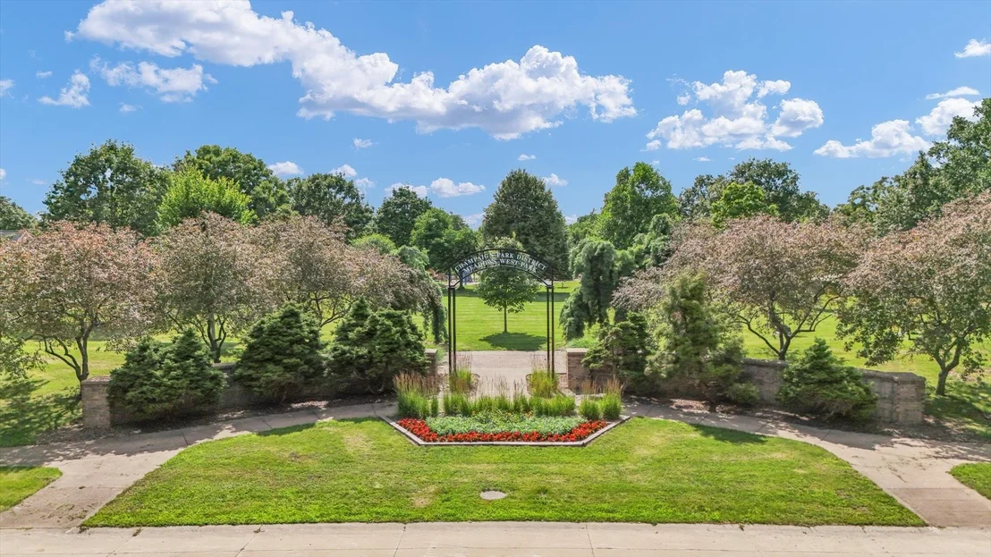 Photo of 2701 Summerhill Lane
