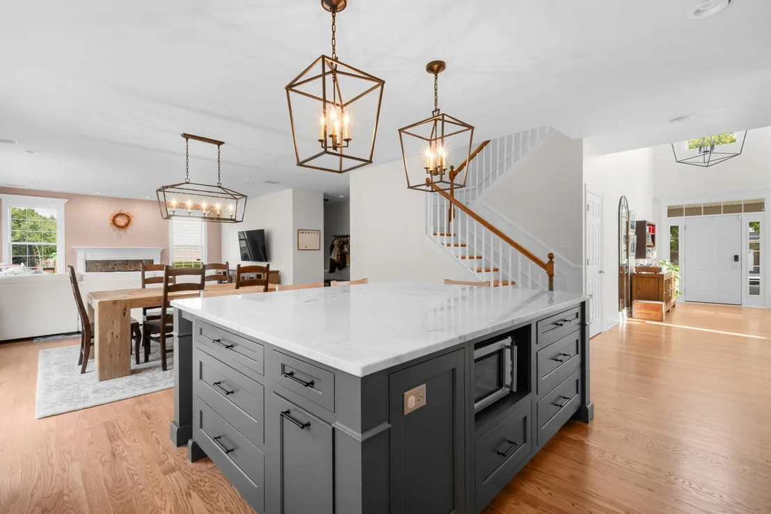 Photo of 308 Comstock Drive