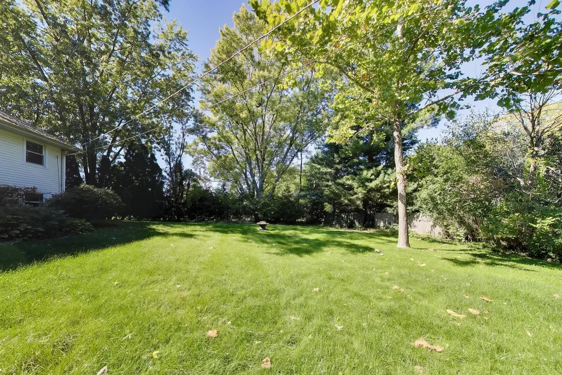 Photo of 1637 Beecher Avenue