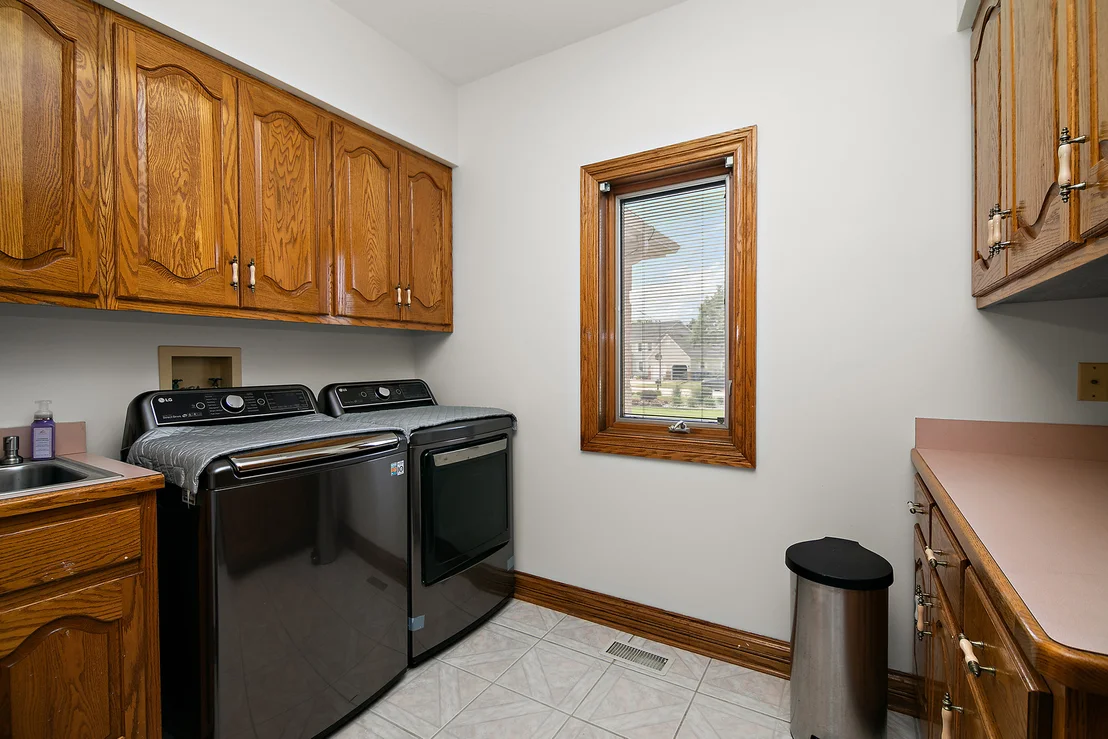 Photo of 284 Barrington Lane