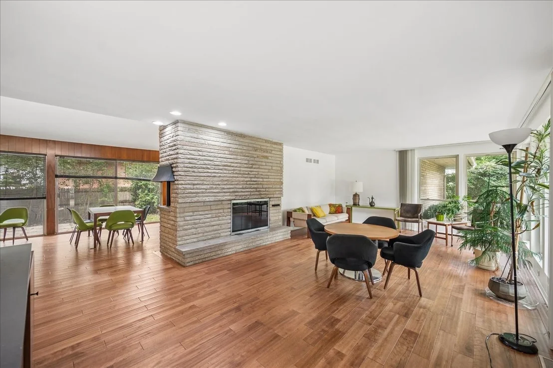 Photo of 794 Clover Lane