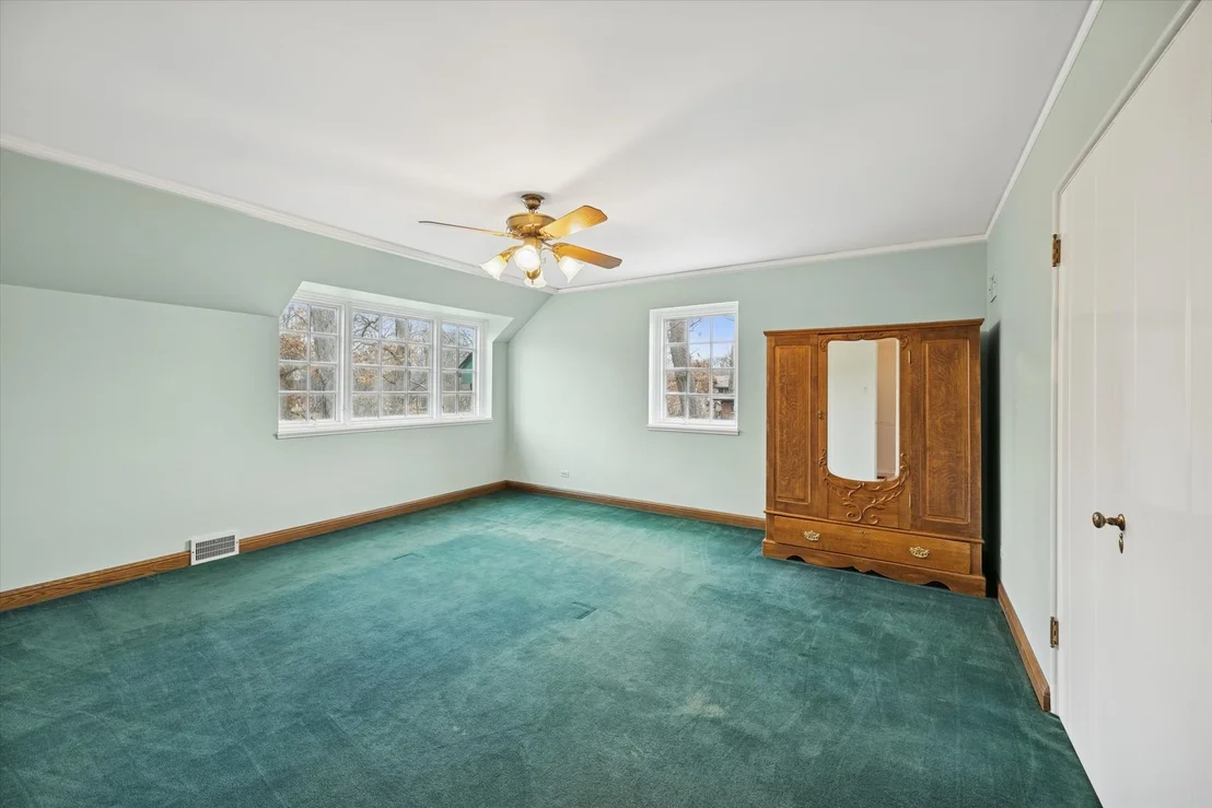 Photo of 220 Maplewood Road