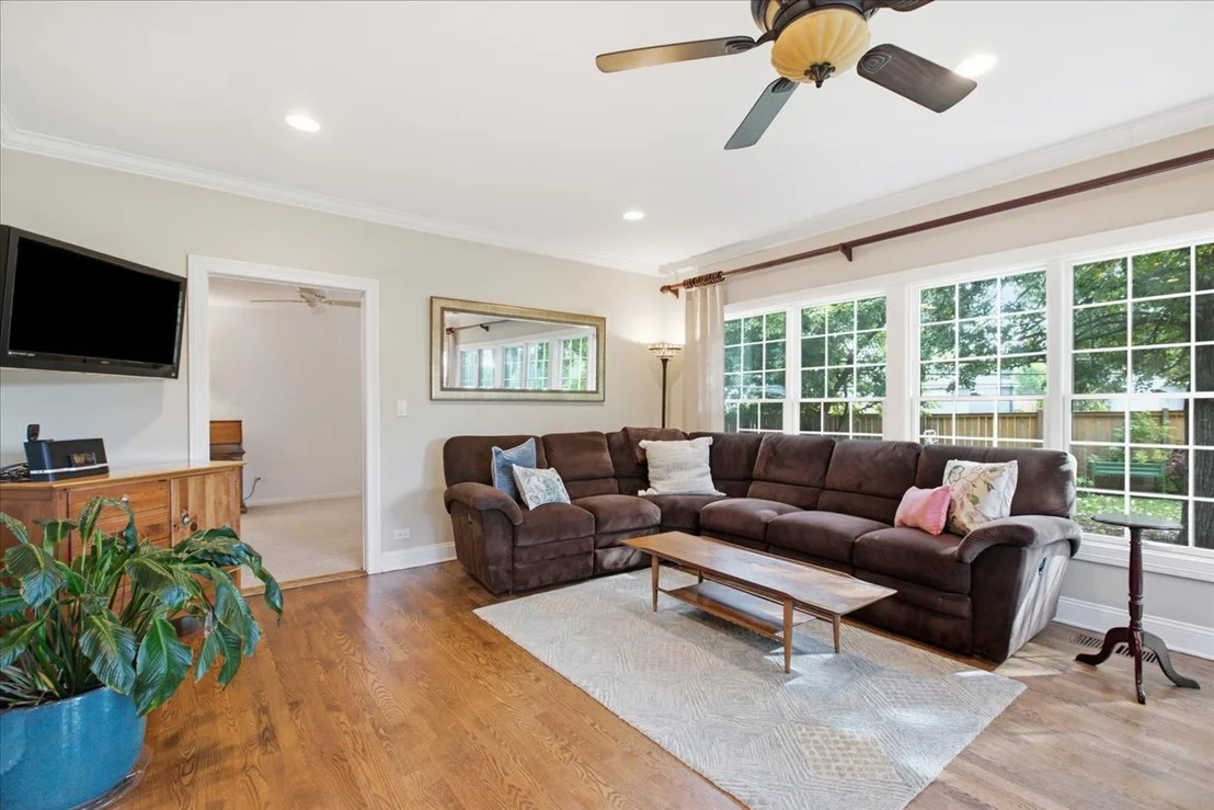 Photo of 2501 Robincrest Lane