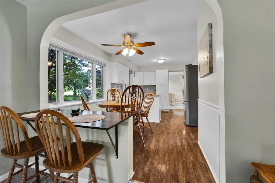 Photo of 41W210 Mare Lane