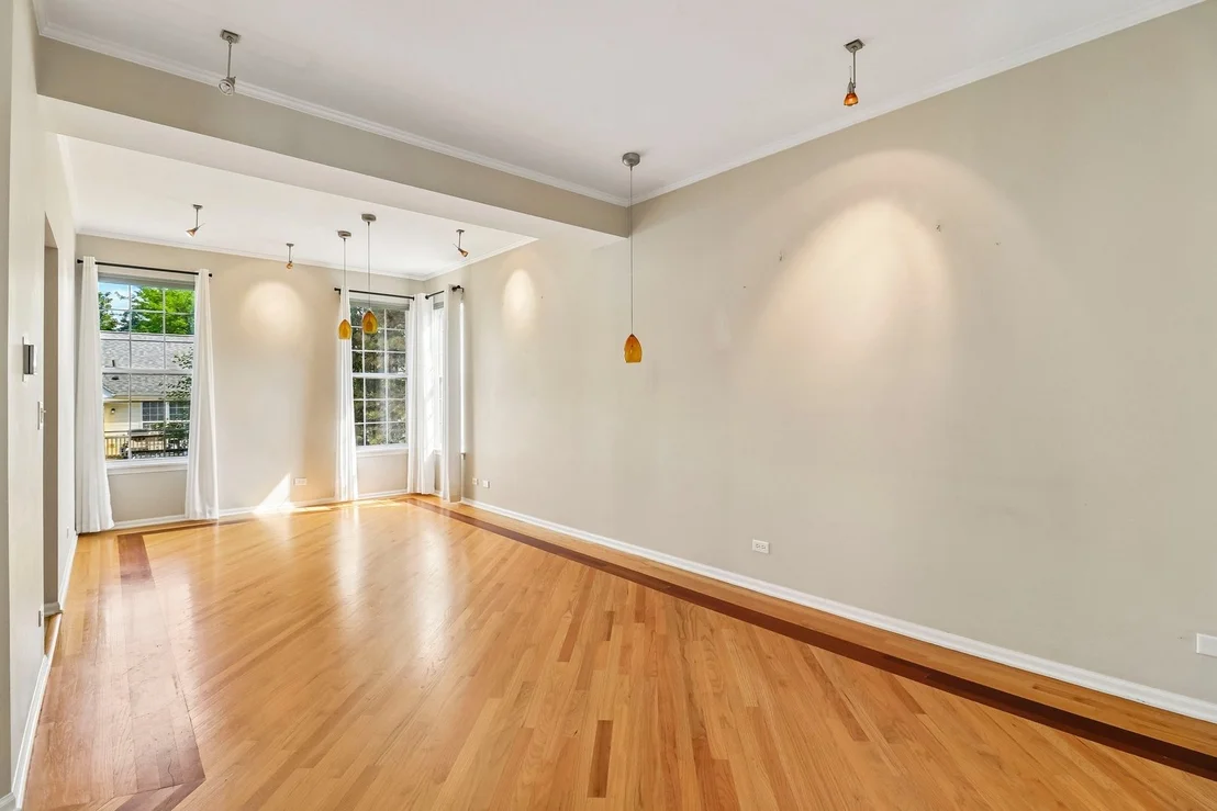 Photo of 6212 Formoor Lane
